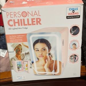 Personal chiller led lighted mini fridge